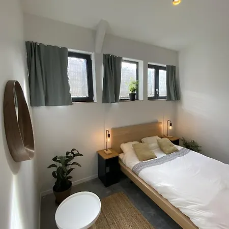 Yasi Hostel Lyon