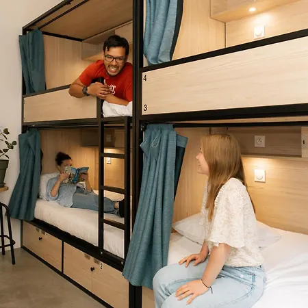 Yasi Auberge de jeunesse Lyon